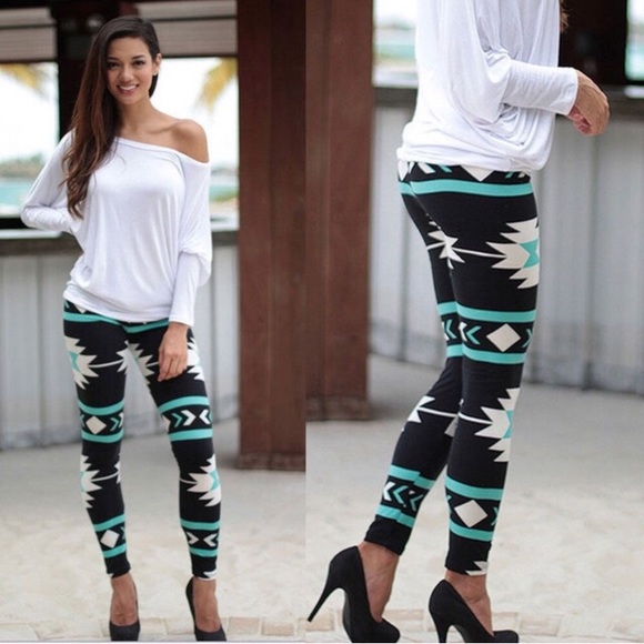 Black/Teal Aztec Leggings - Picture 2 of 5